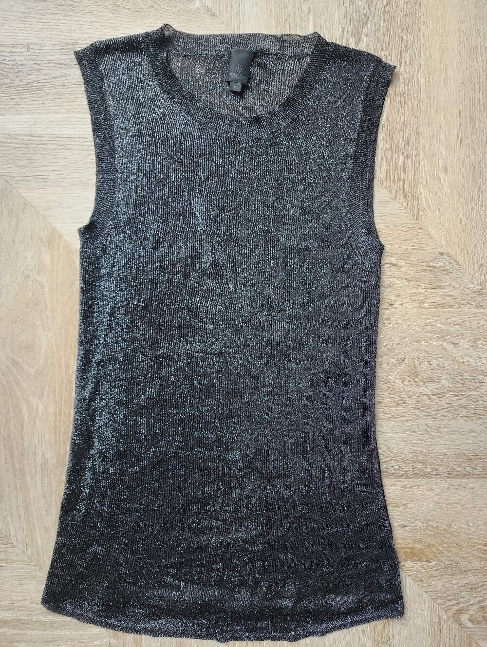 Vera Wang Metallic Black Sleeveless Knit Top By Vera Wang Collection